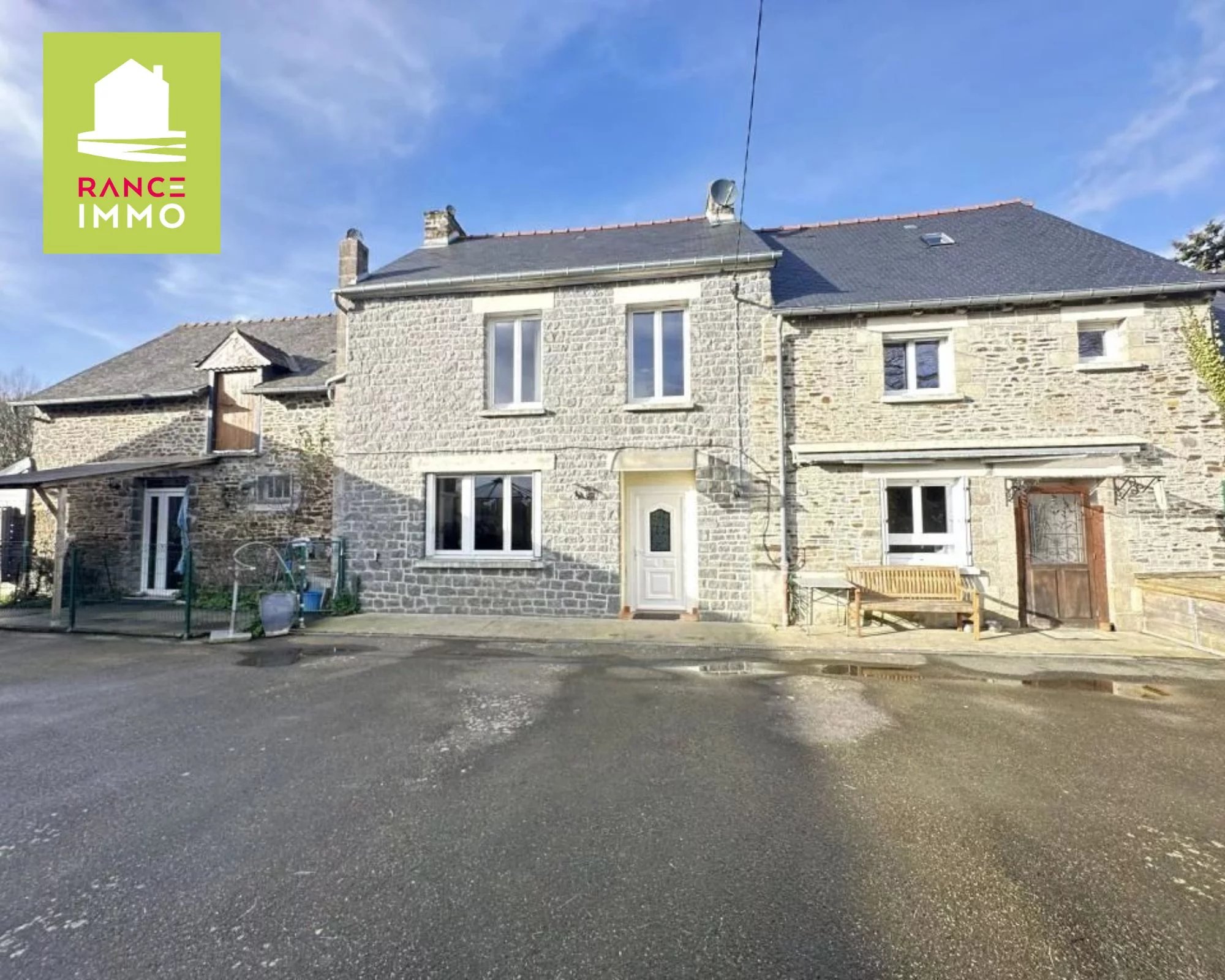 MAISON EN PIERRES – EVRAN